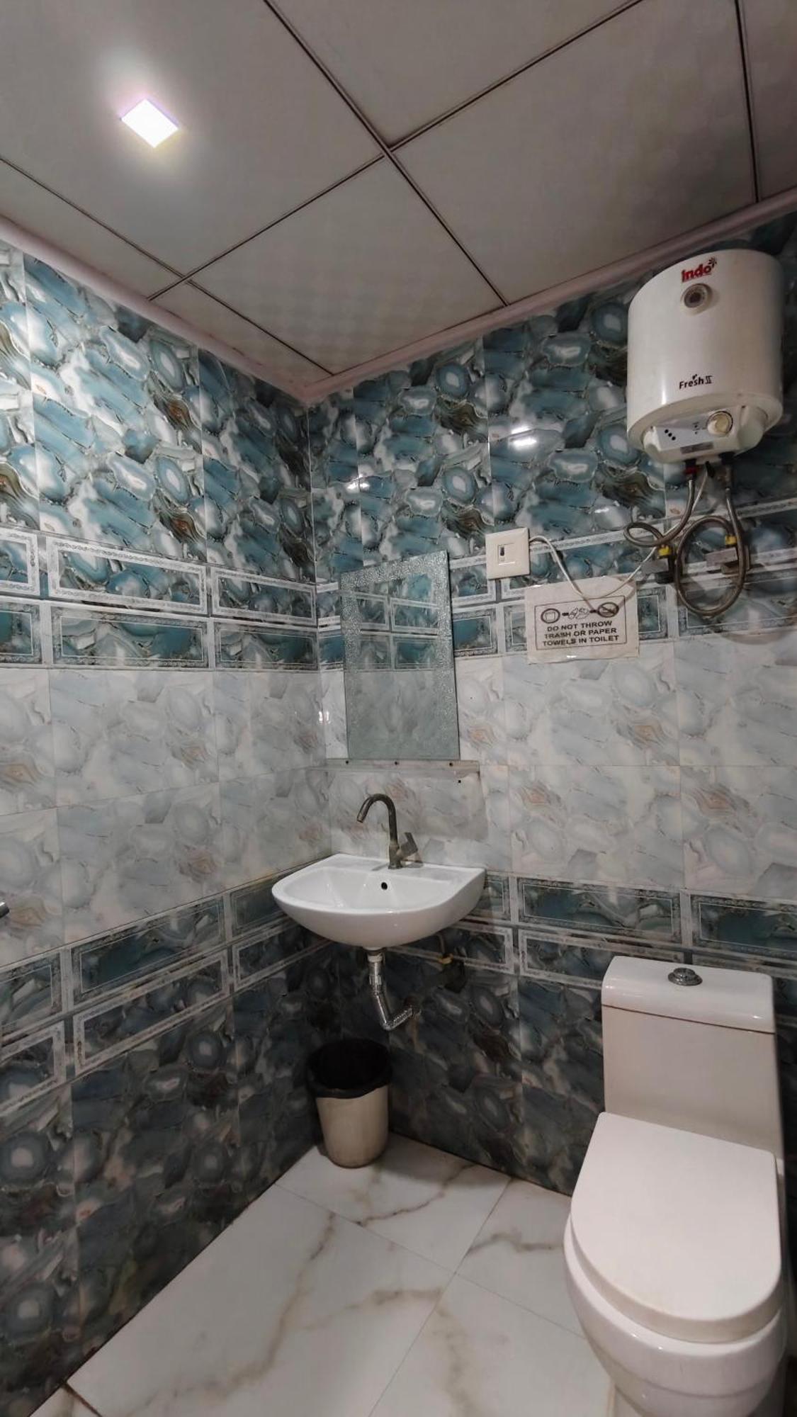 Rajdhani Guest House Faridabad Exterior photo